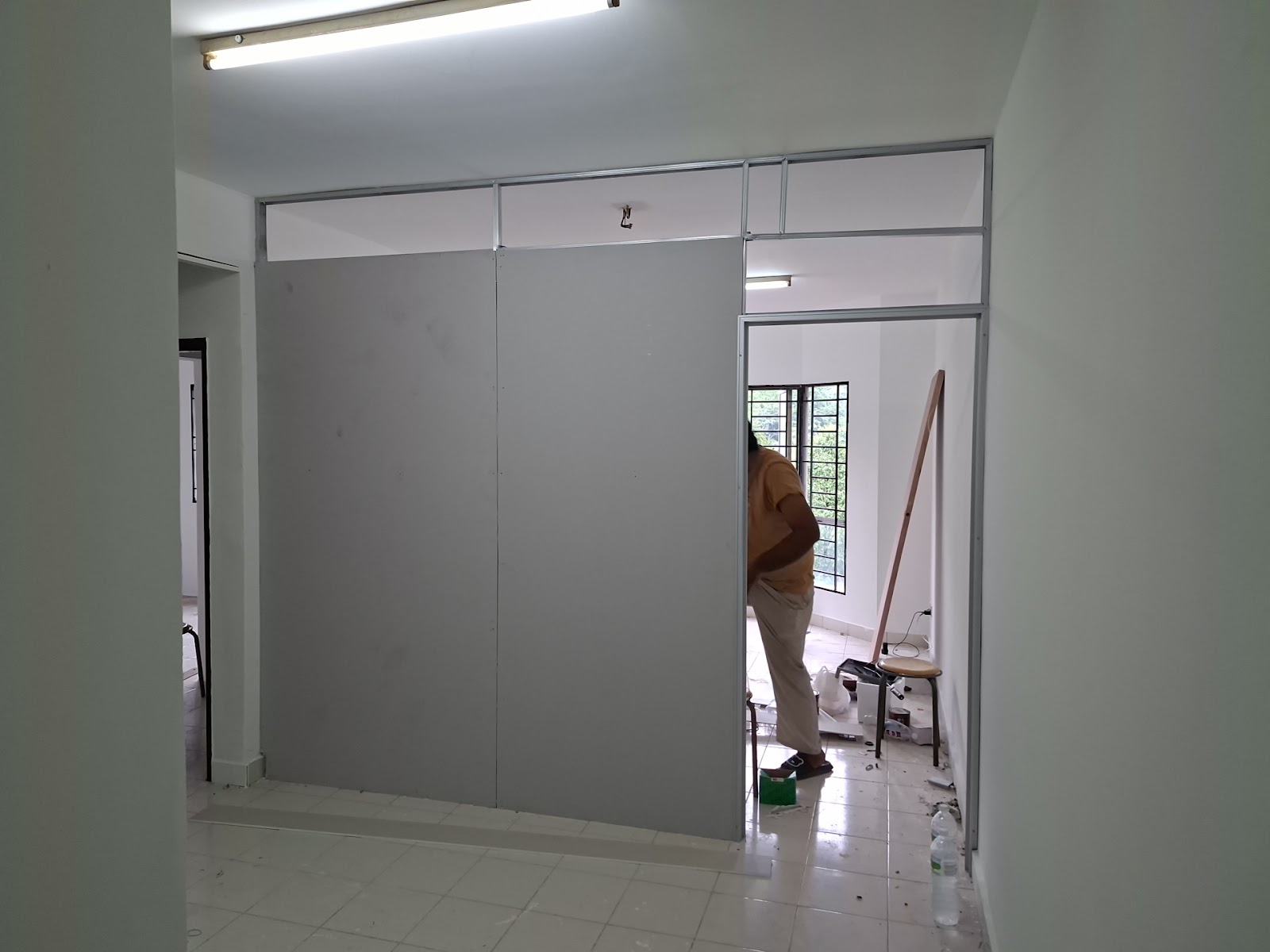 Partition wall